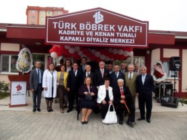 TBV, Kadriye Ve Kenan Tunalı Kapaklı Diyaliz Merkezi'nin Kapasitesini % 67 Oranında Arttırdı.