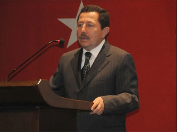 Maddeye sarılma hayata sarıl